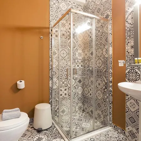 Monastiraki Place Apartament *